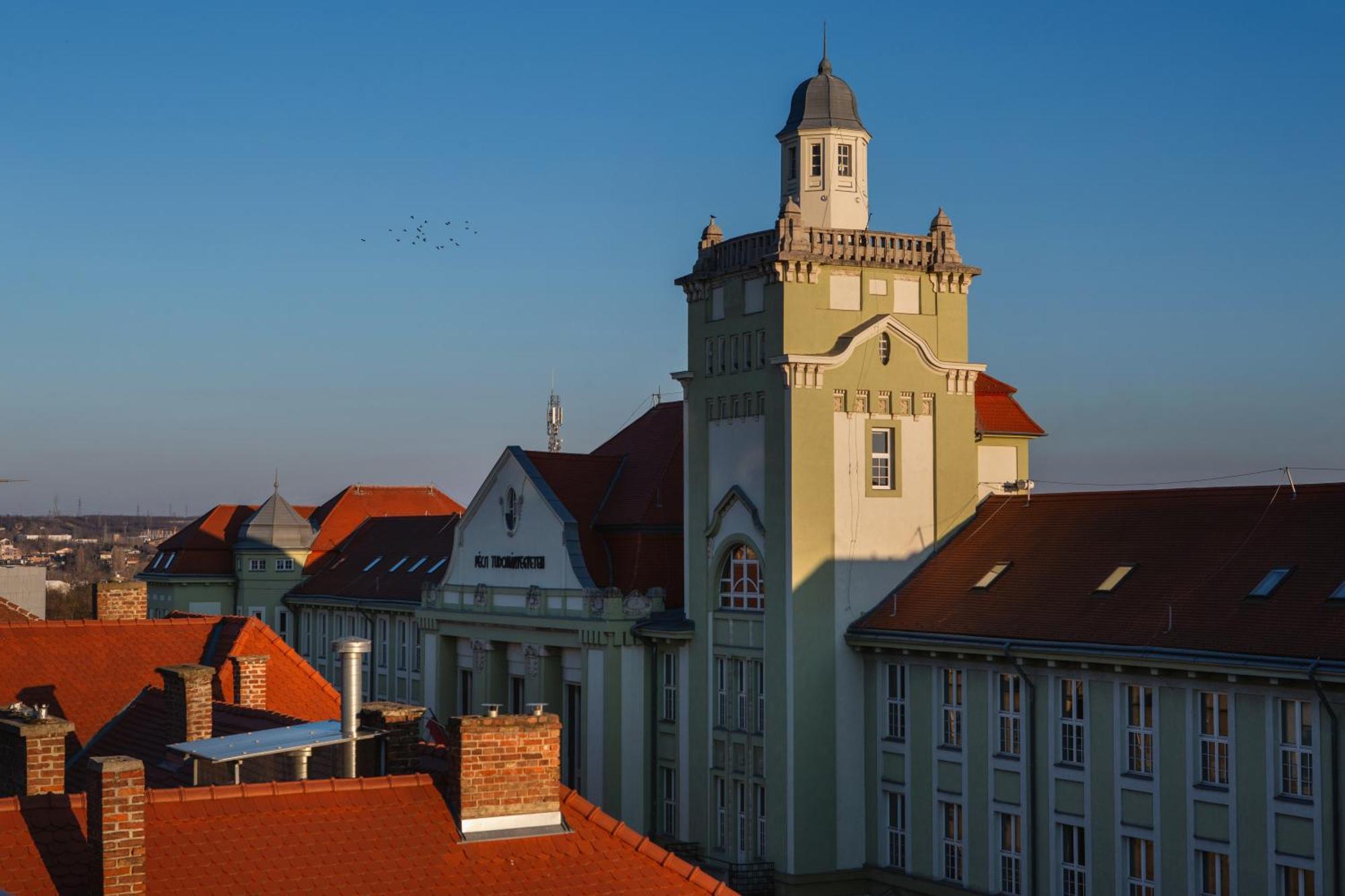 R73 Residences Pécs Eksteriør billede